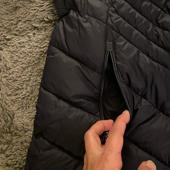 MICHAEL KORS Women’s Quilted Packable Jacket - Picture 5 of 16
